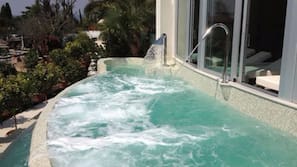 Indoor pool, seasonal outdoor pool, pool umbrellas, sun loungers