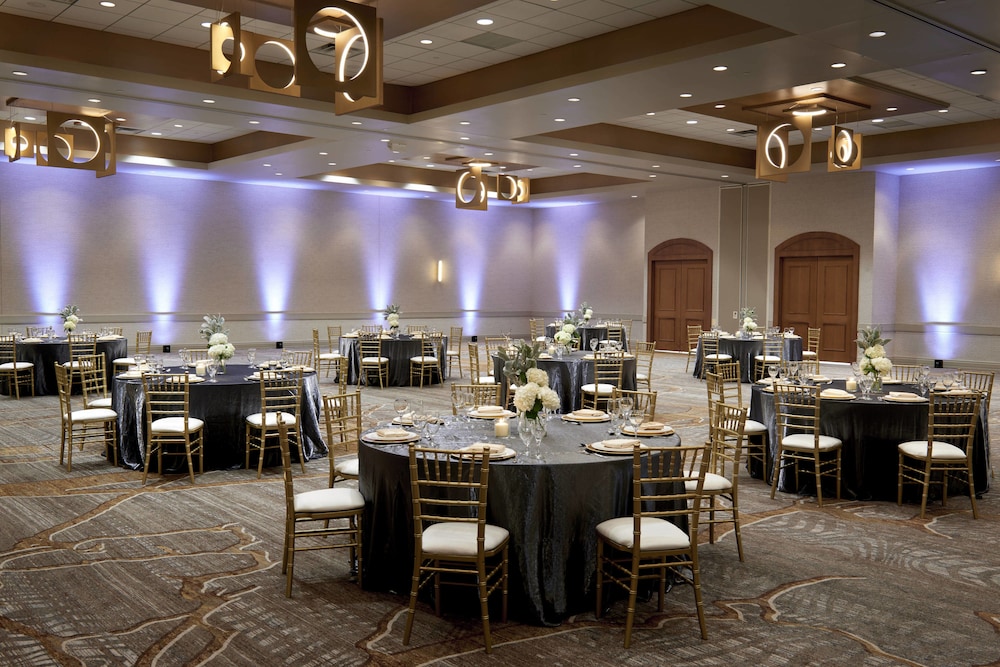 Chicago Marriott Southwest at Burr Ridge in Chicago Best Rates & Deals on Orbitz