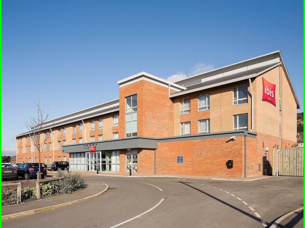 Hotel deals near swansea