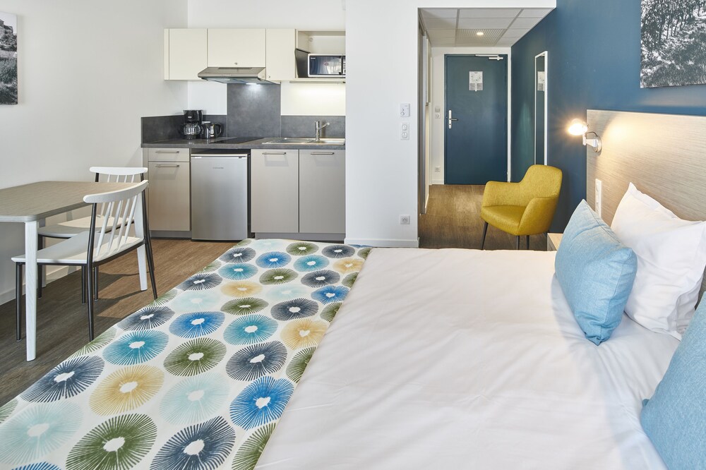 Résidence Vacances Bleues Les Coteaux Jonzac in Jonzac Best Rates & Deals on Orbitz