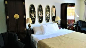 Desk, iron/ironing board, free WiFi, wheelchair access
