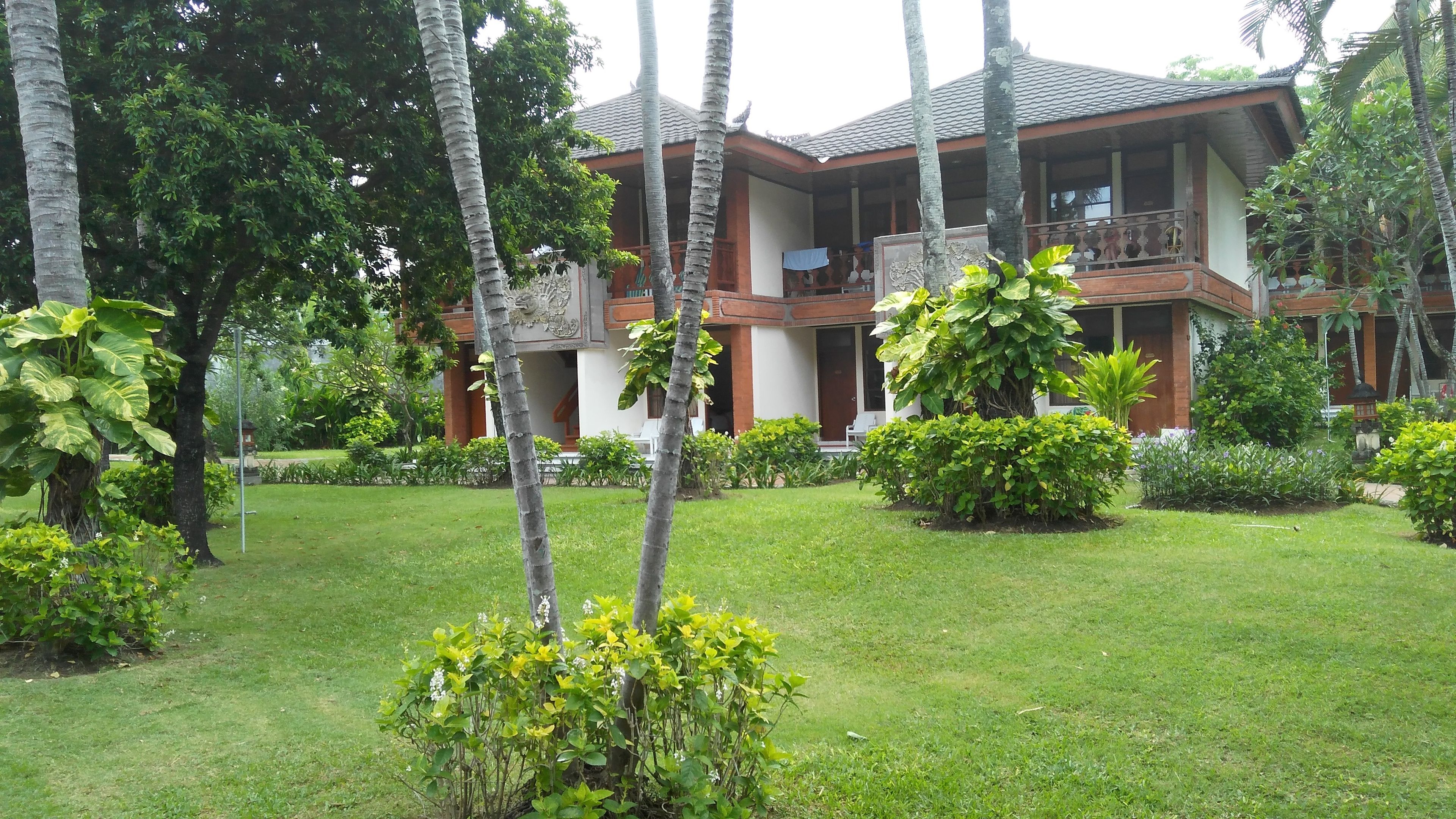 ザ ジャヤカルタ バリ チセ チルティフィド レギャン 口コミ 宿泊料金 予約 エクスペディア