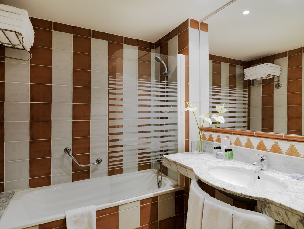 H10 Salauris Palace Salou Book Grouping Hotels