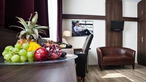 40-cm-LCD-Fernseher mit Satellitenempfang, Fernseher, Pay-TV