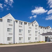 Top 10 Hotels In Holland Mi 68 Hotel Deals On Expedia Microtel Inn Suites By Wyndham Holland