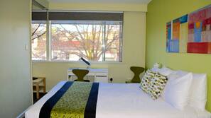 1 bedroom, pillow top beds, in-room safe, iron/ironing board