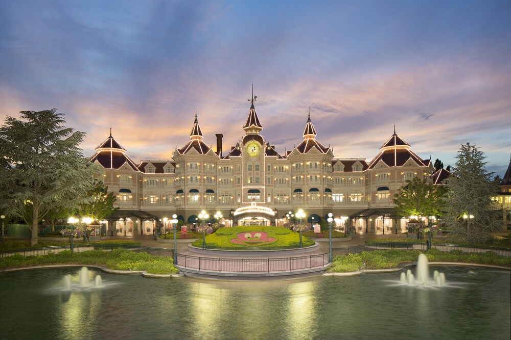 Disneyland Hotel 2019 Room Prices 504 Deals Reviews Expedia Disneyland Hotel 2019 Room Prices 504 Deals Reviews Expedia