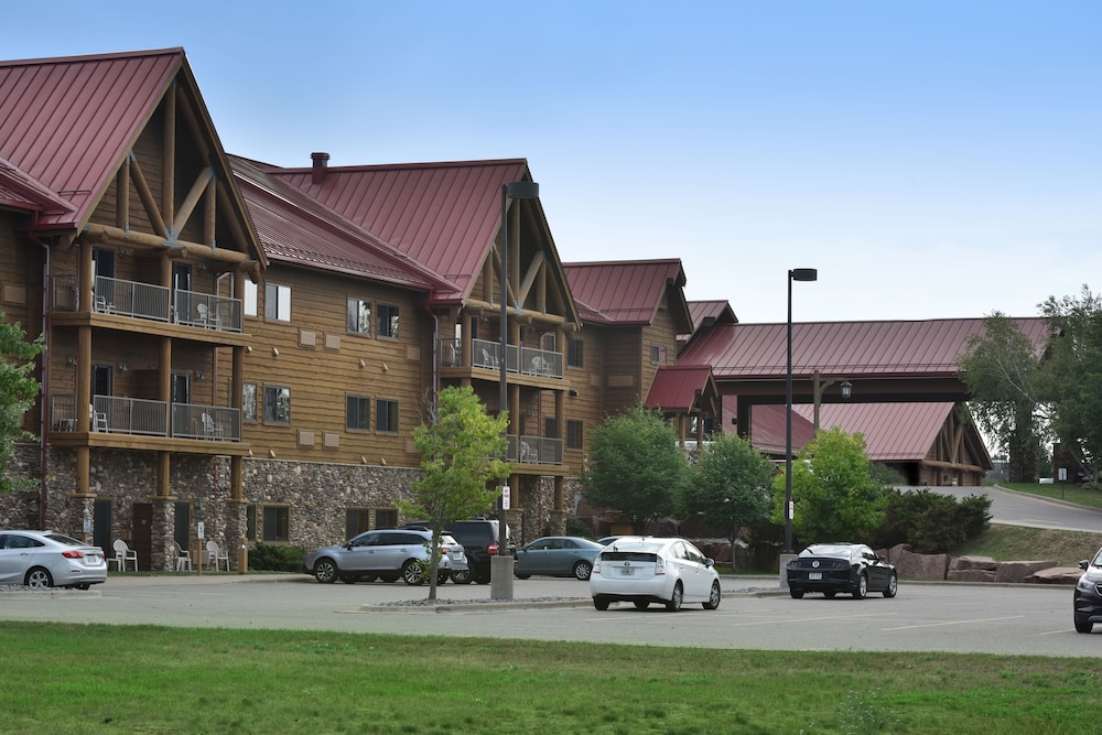 Grand Lodge Hotel Wausau - Rothschild in Wausau | Best Rates & Deals on