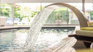 Indoor pool, sun loungers