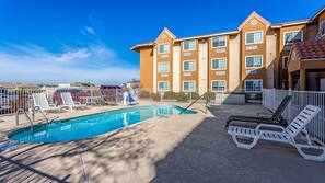 Seasonal outdoor pool