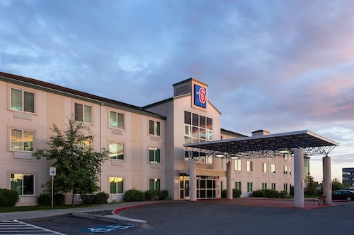 Hotels near Anchorage Airport   ANC  Hotels with Free Airport Shuttle