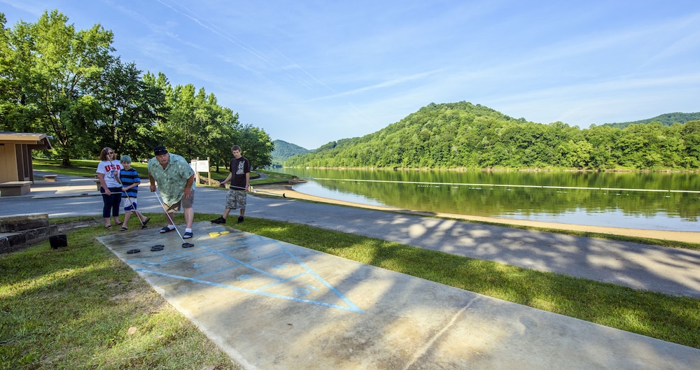 Buckhorn Lake State Resort Park in Gays Creek Best Rates & Deals on