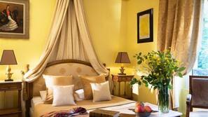 Select Comfort beds, minibar, in-room safe, individually decorated