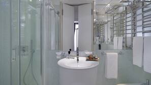 Minibar, in-room safe, desk, soundproofing