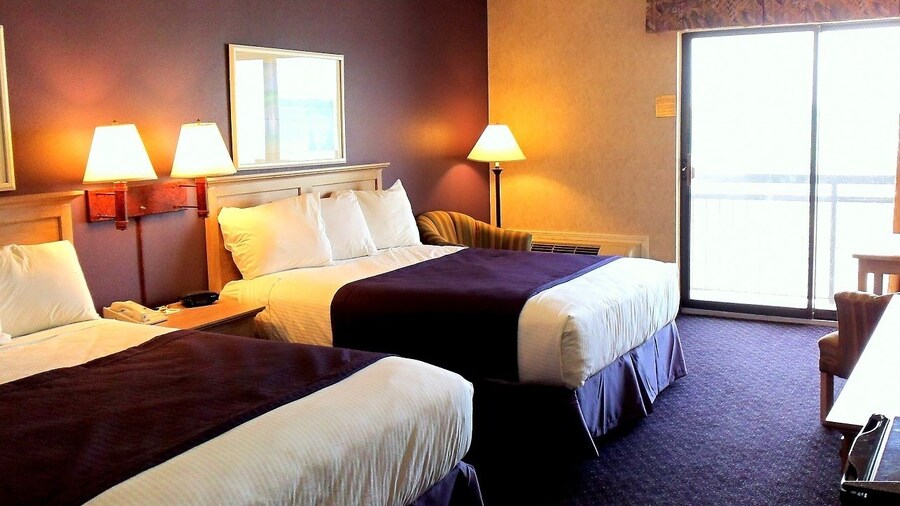 ParkShore Resort