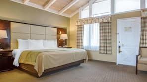 In-room safe, desk, laptop workspace, blackout drapes