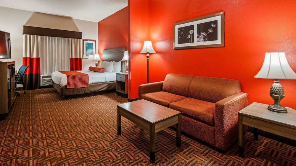 Best Western Plus Memorial Inn & Suites