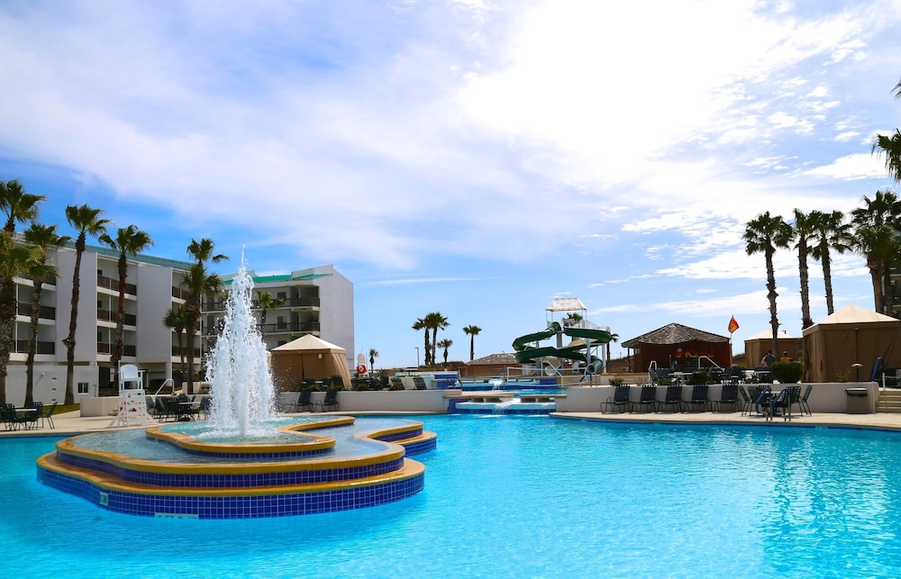 Fountain, Port Royal Ocean Resort & Conference Center