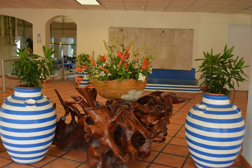 Acamar Beach Resort Acapulco 2018 Room Prices 50 Deals Reviews Acamar Beach Resort Acapulco 3 0 Out Of 5 Ocean View Featured Image Lobby