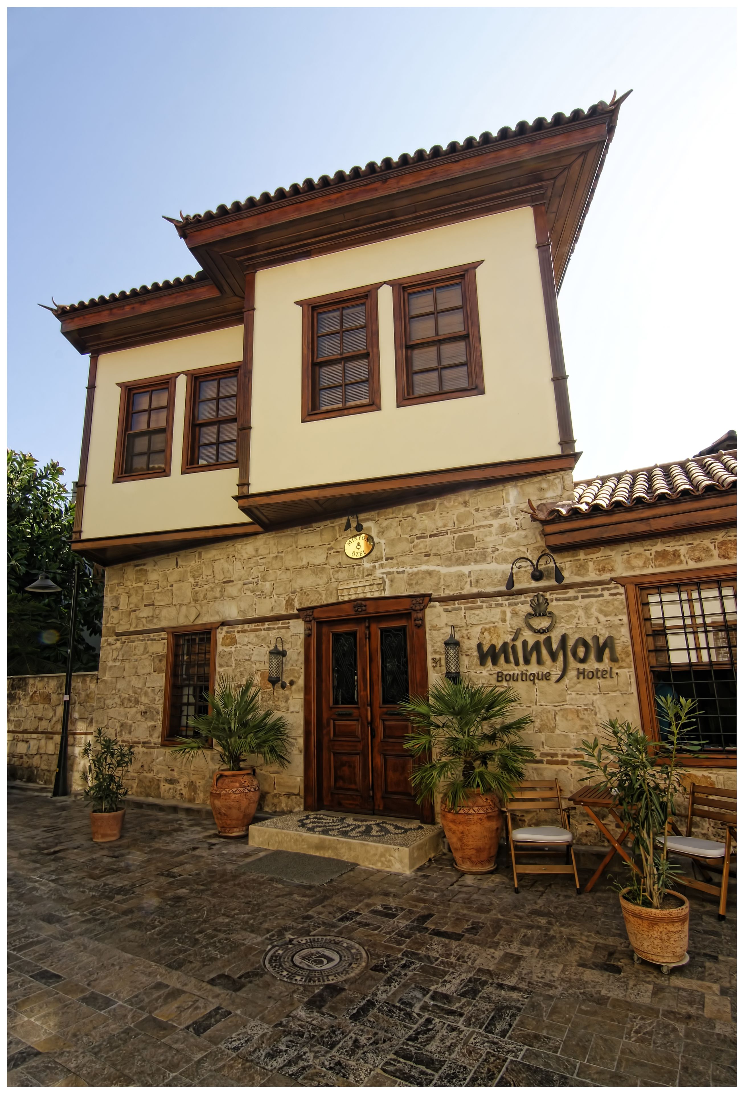 Minyon Hotel in Antalya, Turkey