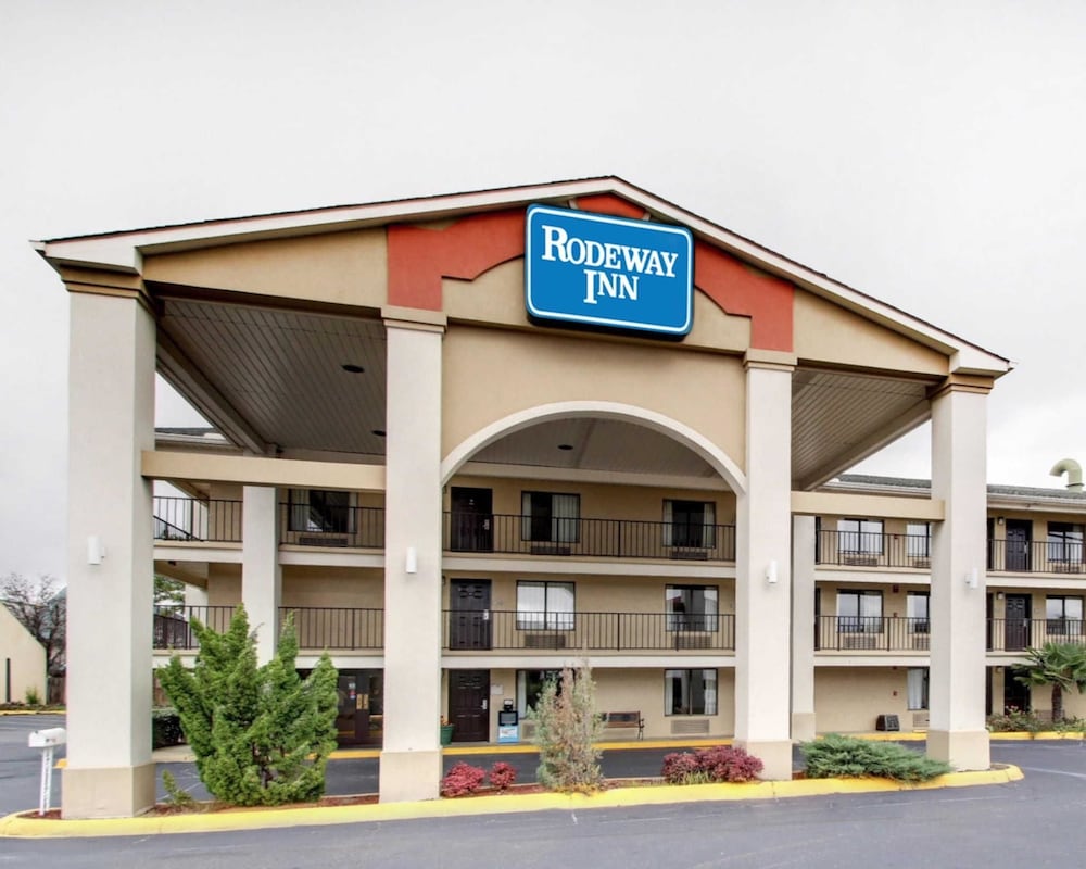 Rodeway Inn North In Jackson Hotel Rates Reviews On Orbitz - 