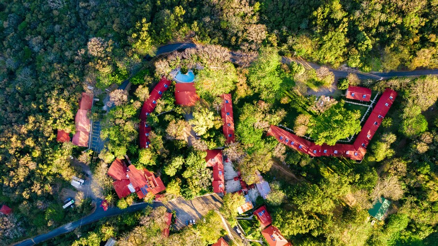 Hotel Hacienda Guachipelin