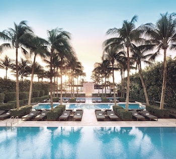 flirting games at the beach hotel miami airport parking flirting games at the beach hotel miami airport parking