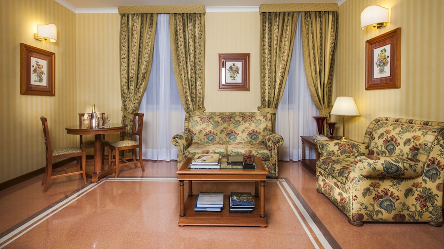 Residenza D'Aragona