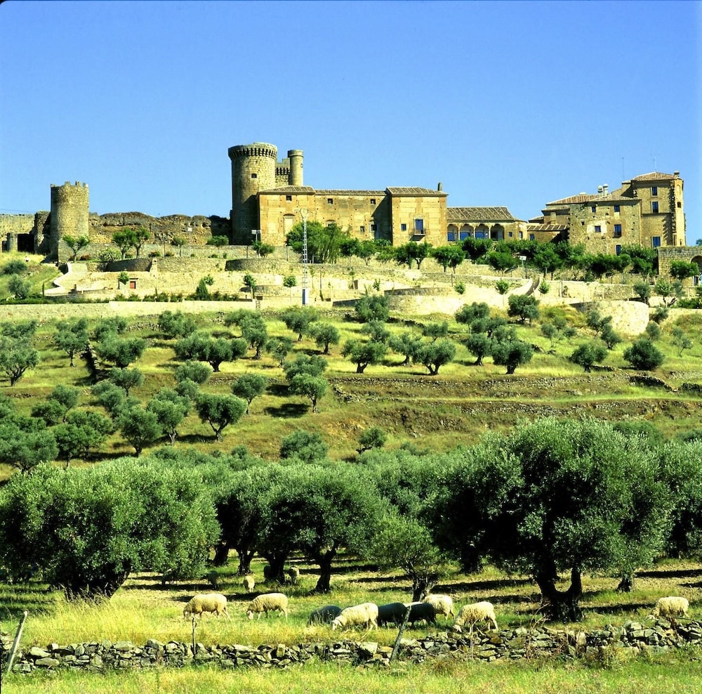 Parador De Oropesa Toledo in Oropesa, Spain