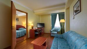 1 dormitorio, ropa de cama de alta calidad, minibar y caja fuerte