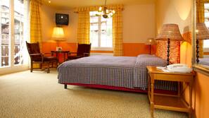 Premium bedding, pillowtop beds, in-room safe, individually decorated