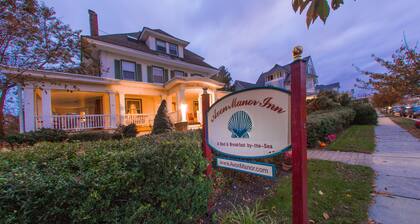 Avon Manor Inn B&B & Cottage