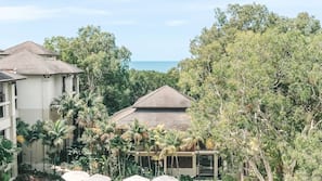 3 outdoor pools