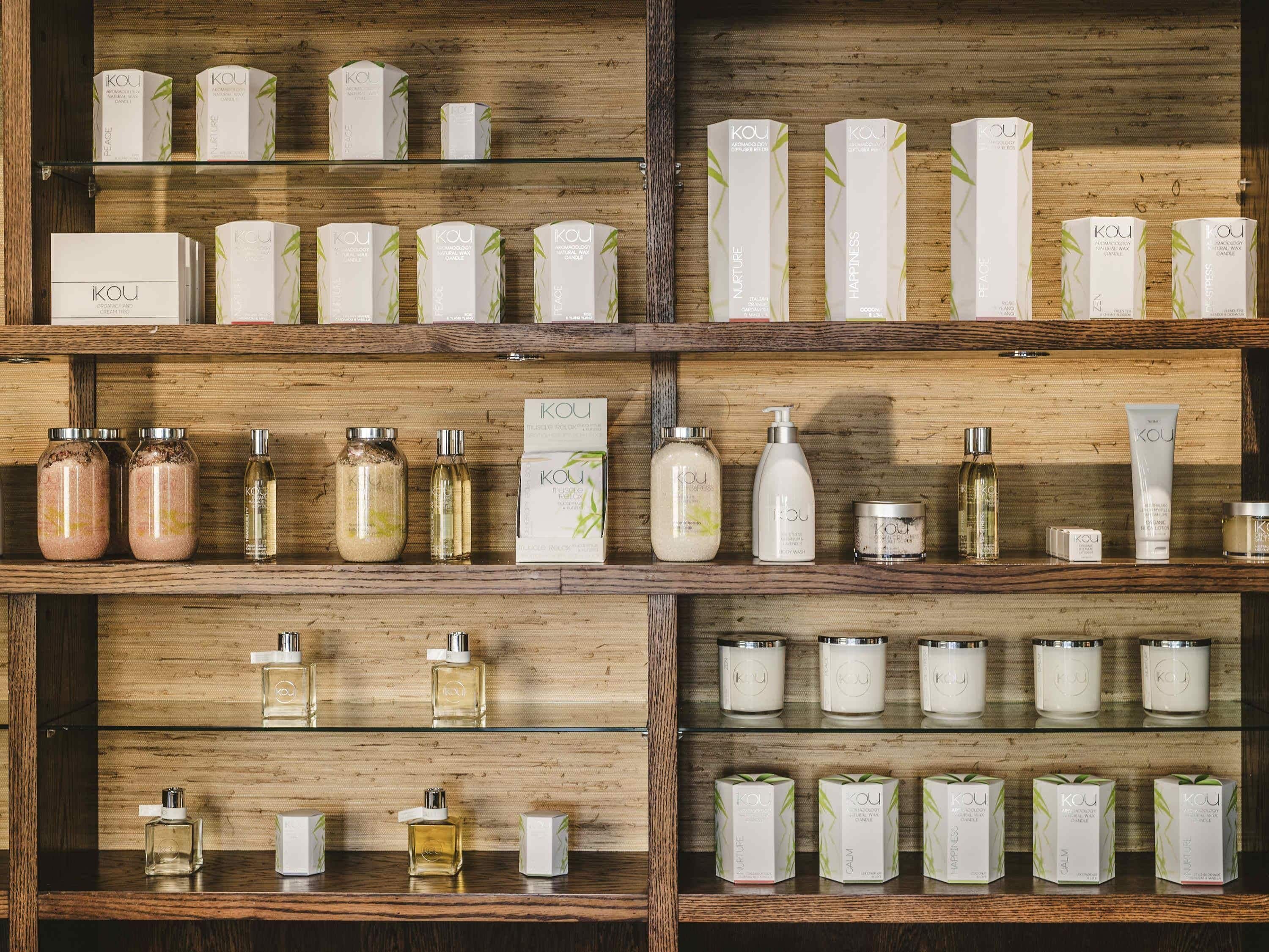 Pullman Palm Cove Sea Temple Resort and Spa