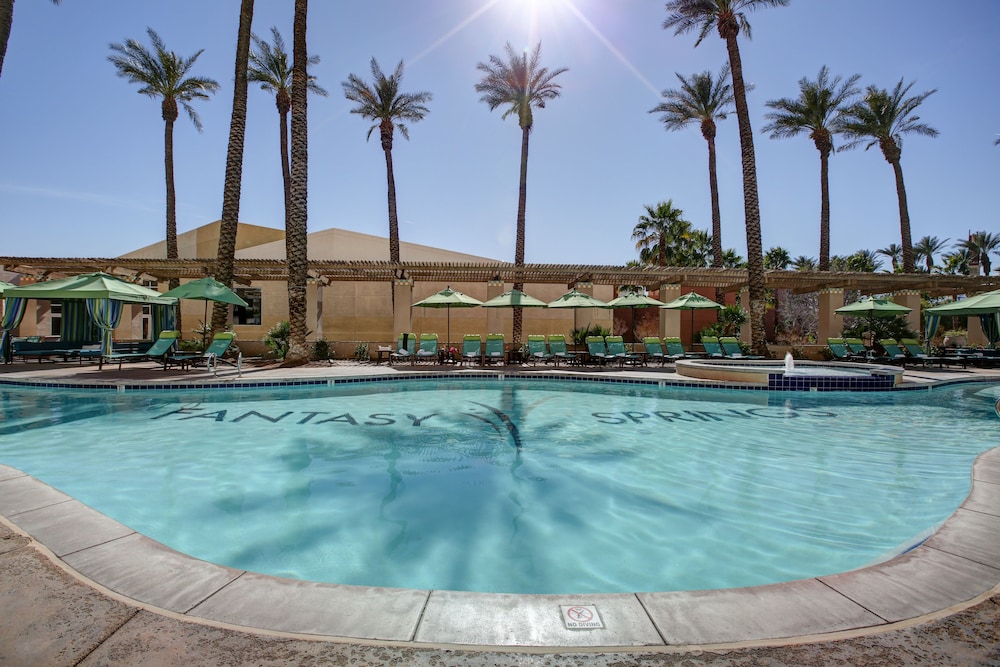 fantasy spring resort casino