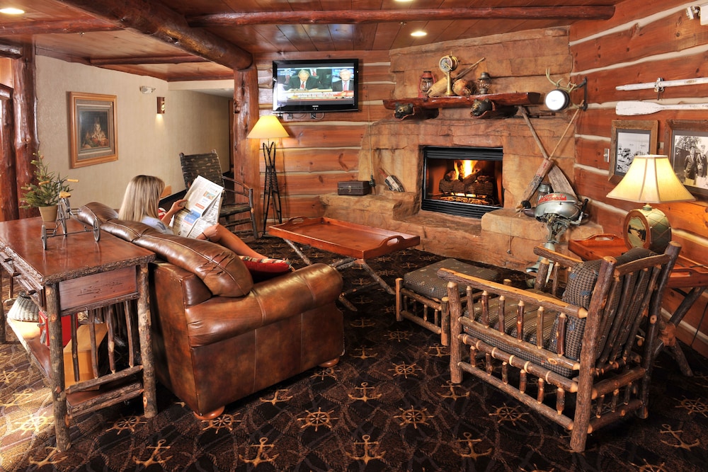 Stoney Creek Hotel Conference Center Peoria In East Hotel Bar Featured Image Lobby Sitting Area