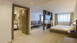 Hypo-allergenic bedding, down duvet, memory foam beds, minibar