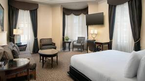 Premium bedding, in-room safe, desk, blackout drapes