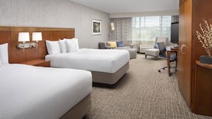 Premium bedding, in-room safe, desk, blackout drapes