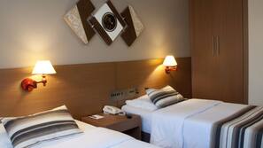 Minibar, in-room safe, blackout curtains, free WiFi