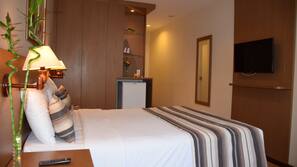 Minibar, in-room safe, blackout curtains, free WiFi