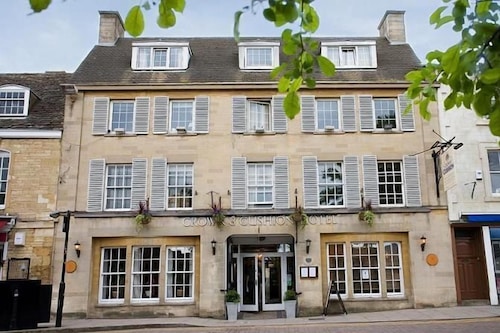 Crown & Cushion Hotel in Chipping Norton, United Kingdom