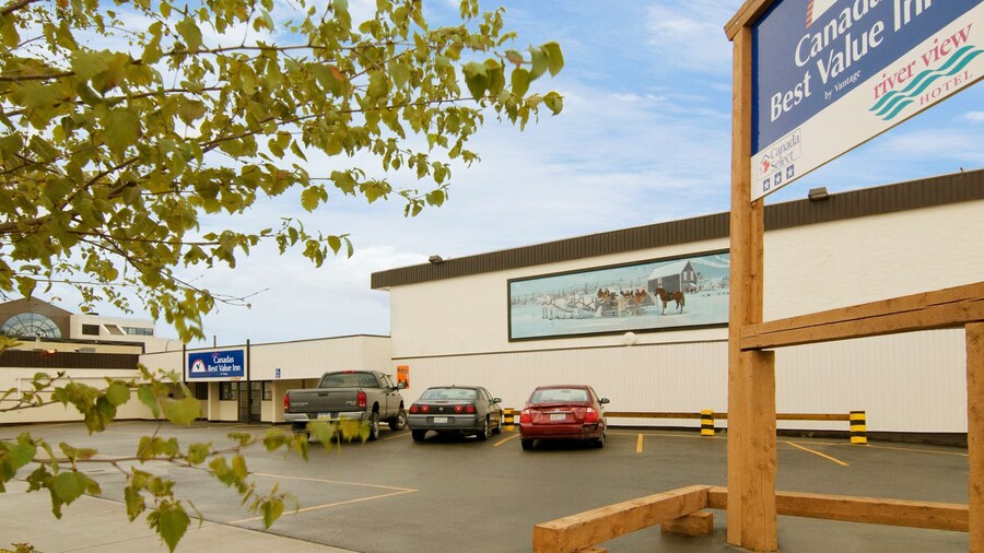 Canadas Best Value Inn River View Hotel