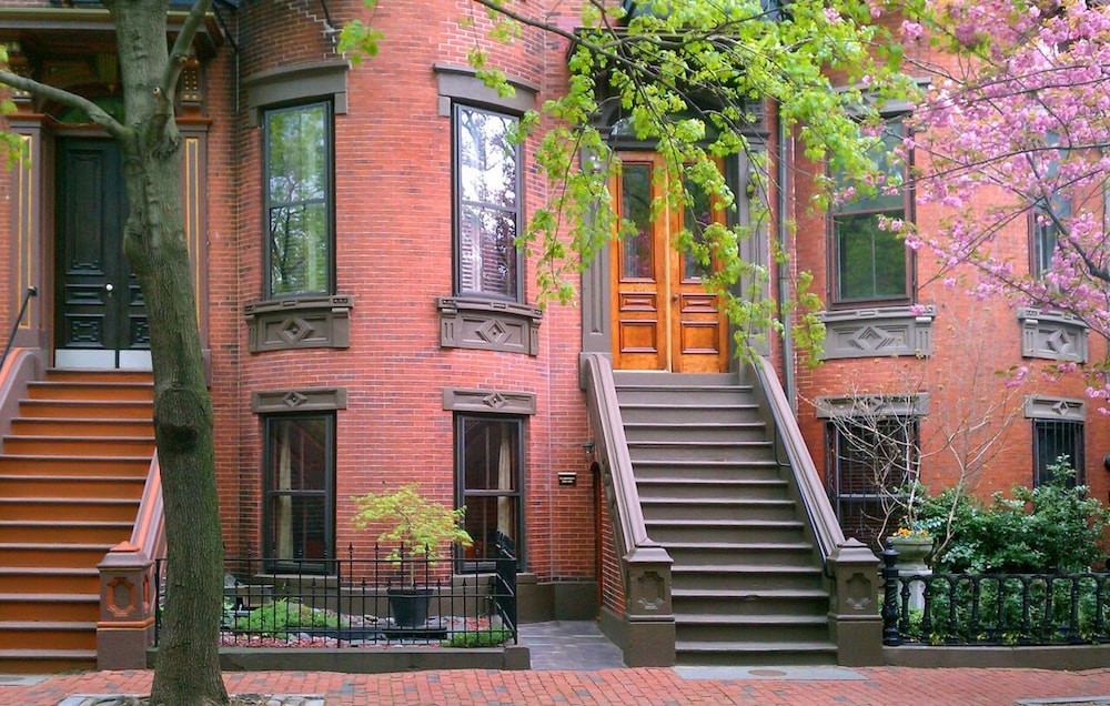 Clarendon Square Bed & Breakfast in Boston Best Rates & Deals on Orbitz