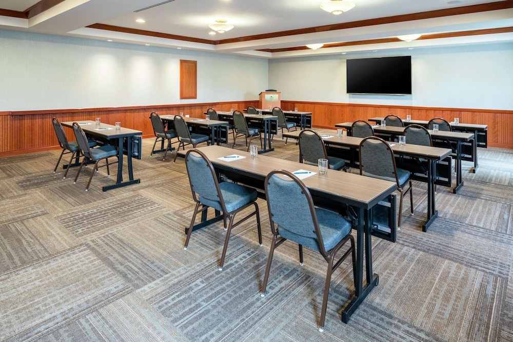 Homewood Suites by Hilton Philadelphia-Valley Forge