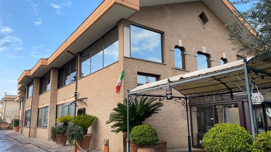 Euro House Inn Airport Hotel & Residence