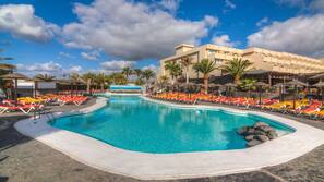 2 outdoor pools, open 10:00 AM to 6:00 PM, pool umbrellas, pool loungers