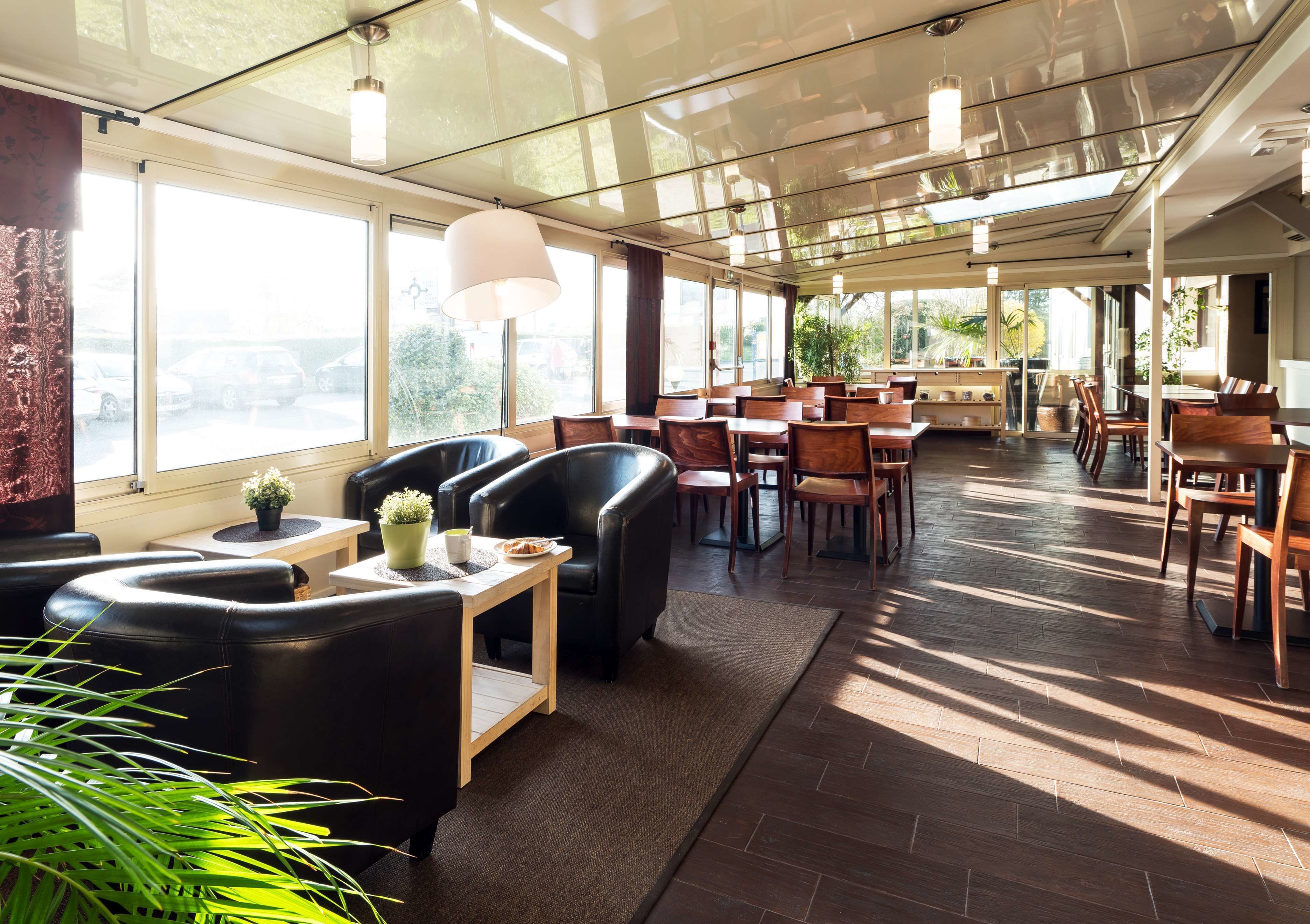 Hôtel Kyriad Caen Sud - Ifs in Ifs, France
