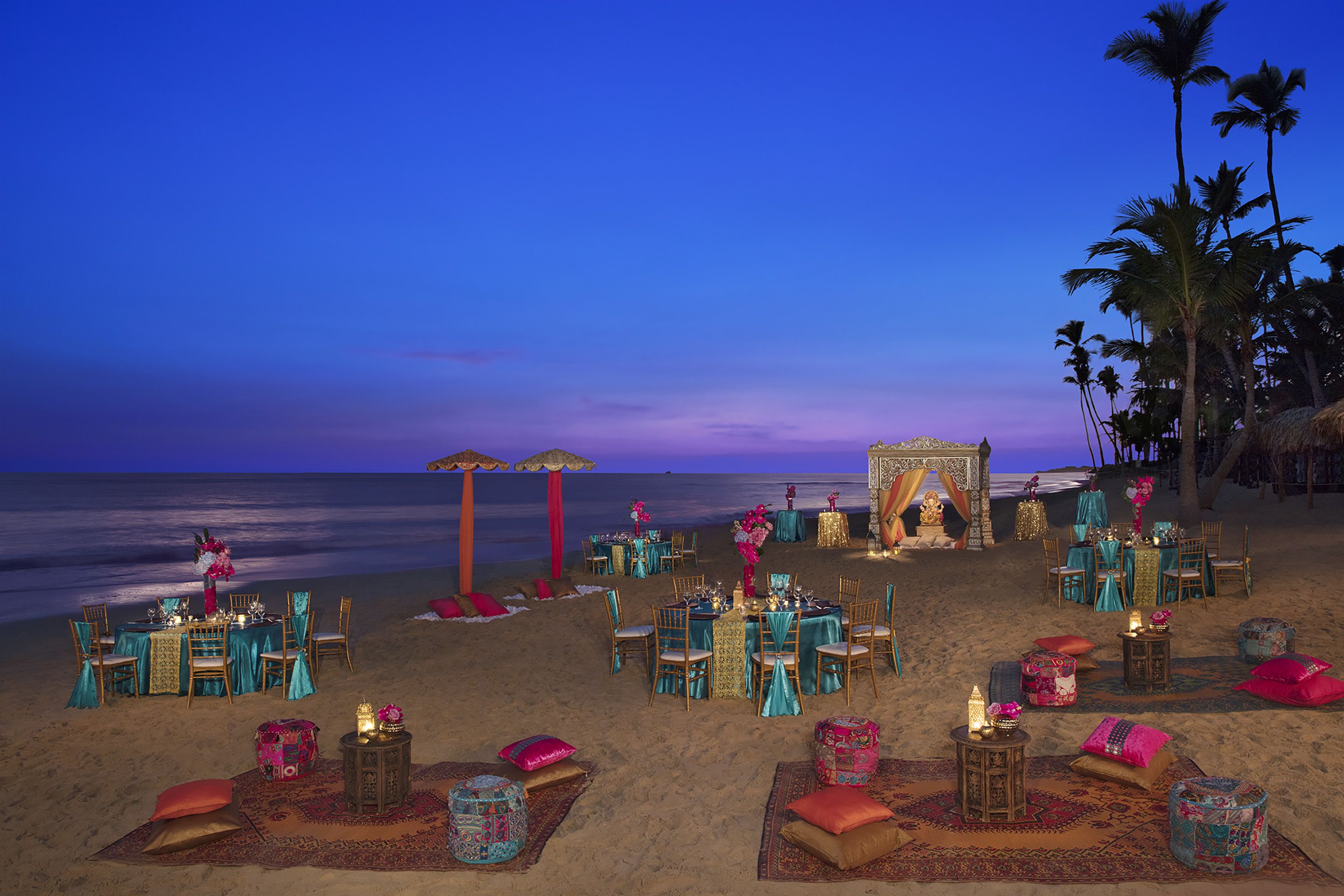 punta cana spa dreams resort beach loungers umbrellas sand sun