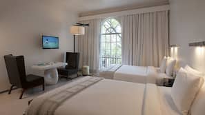 Ropa de cama de alta calidad, minibar, caja fuerte y cortinas opacas